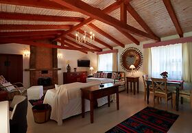 Dachas Cove Hotel