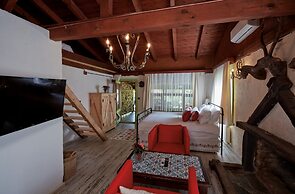 Dachas Cove Hotel
