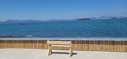 Yeosu Arens Pension