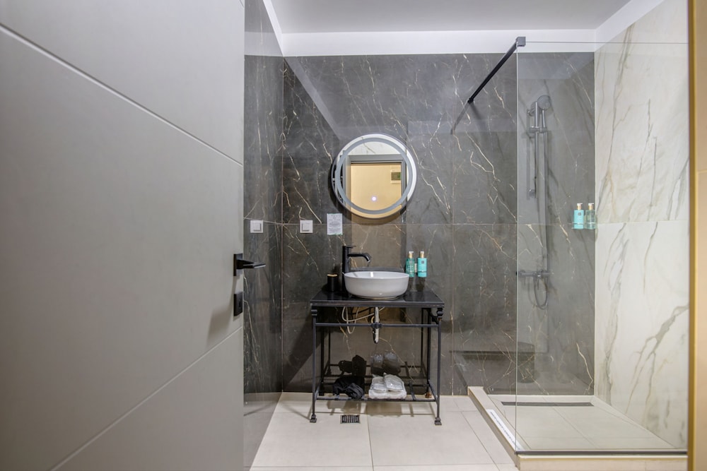 Hotel Forty One Bucharest