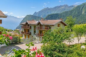Casa Tra Borgo e Lago