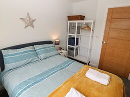 Beach Apartment 9