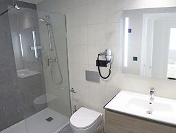Azahar Beach Apartments