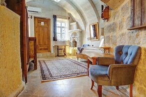 Avilla Cave Hotel