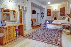 Avilla Cave Hotel