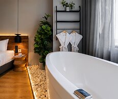 Hashtag 98 Hotel By Jalo