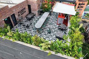 Hashtag 98 Hotel By Jalo