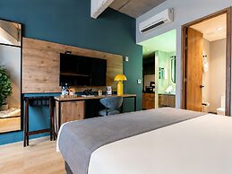 Hashtag 98 Hotel By Jalo