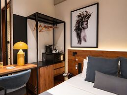 Hashtag 98 Hotel By Jalo