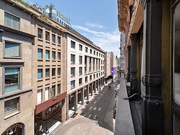 Milan Adore