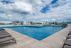 Icaro - With Rooftop At Ipana Condos
