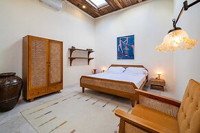 Comfortable 3BR Stylish Private Villa, Canggu