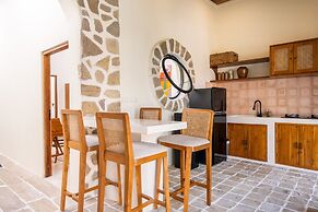 Comfortable 3BR Stylish Private Villa, Canggu