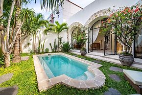 Comfortable 3BR Stylish Private Villa, Canggu