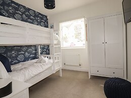 5 Quay Court