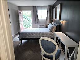 Hotel Lake Anna