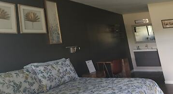 Hotel Lake Anna