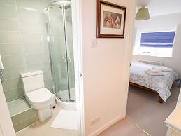 1 Manor Cottage