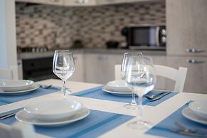 Icaro Apartments