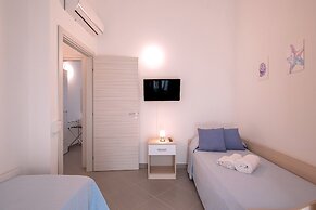 Icaro Apartments