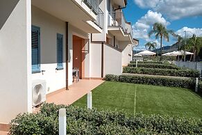 Icaro Apartments