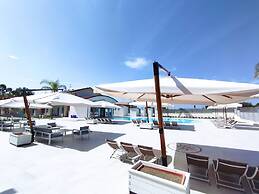 Icaro Apartments