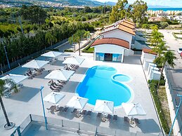 Icaro Apartments