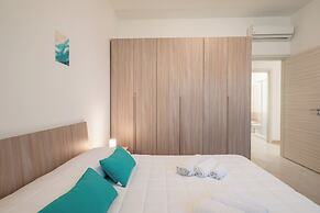 Icaro Apartments