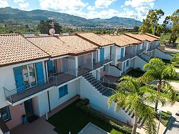 Icaro Apartments