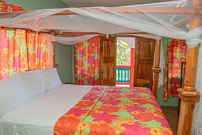Haley's Paradise at Blue Hole