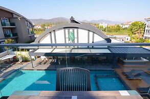 Juglans Suites