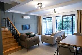 Juglans Suites