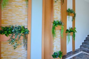 Juglans Suites