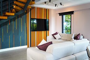 Juglans Suites