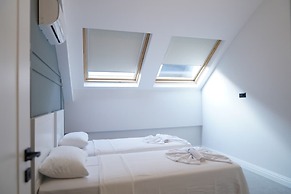 Juglans Suites