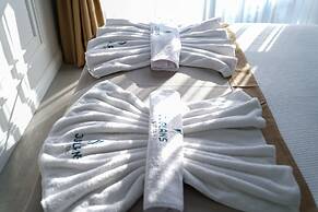 Juglans Suites