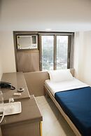 City Hotel