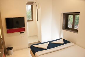 City Hotel