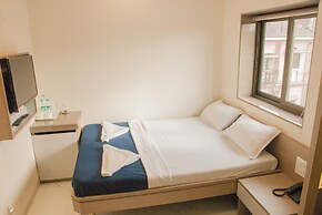 City Hotel