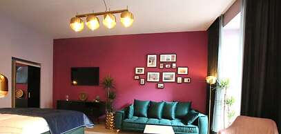Street Living Hotel