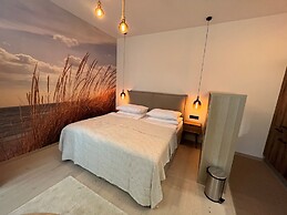 Street Living Hotel