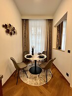 Street Living Hotel