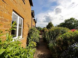 Hill House Farm