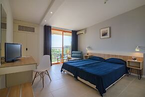 Sunrise Hotel