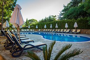 Sunrise Hotel