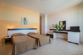 Sunrise Hotel