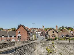 138c Old Star & Garter Mews