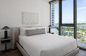 Hotel AKA West Palm