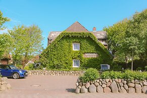 Mimosa House