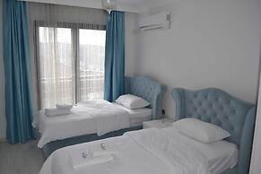 Shahin Golden Hotel